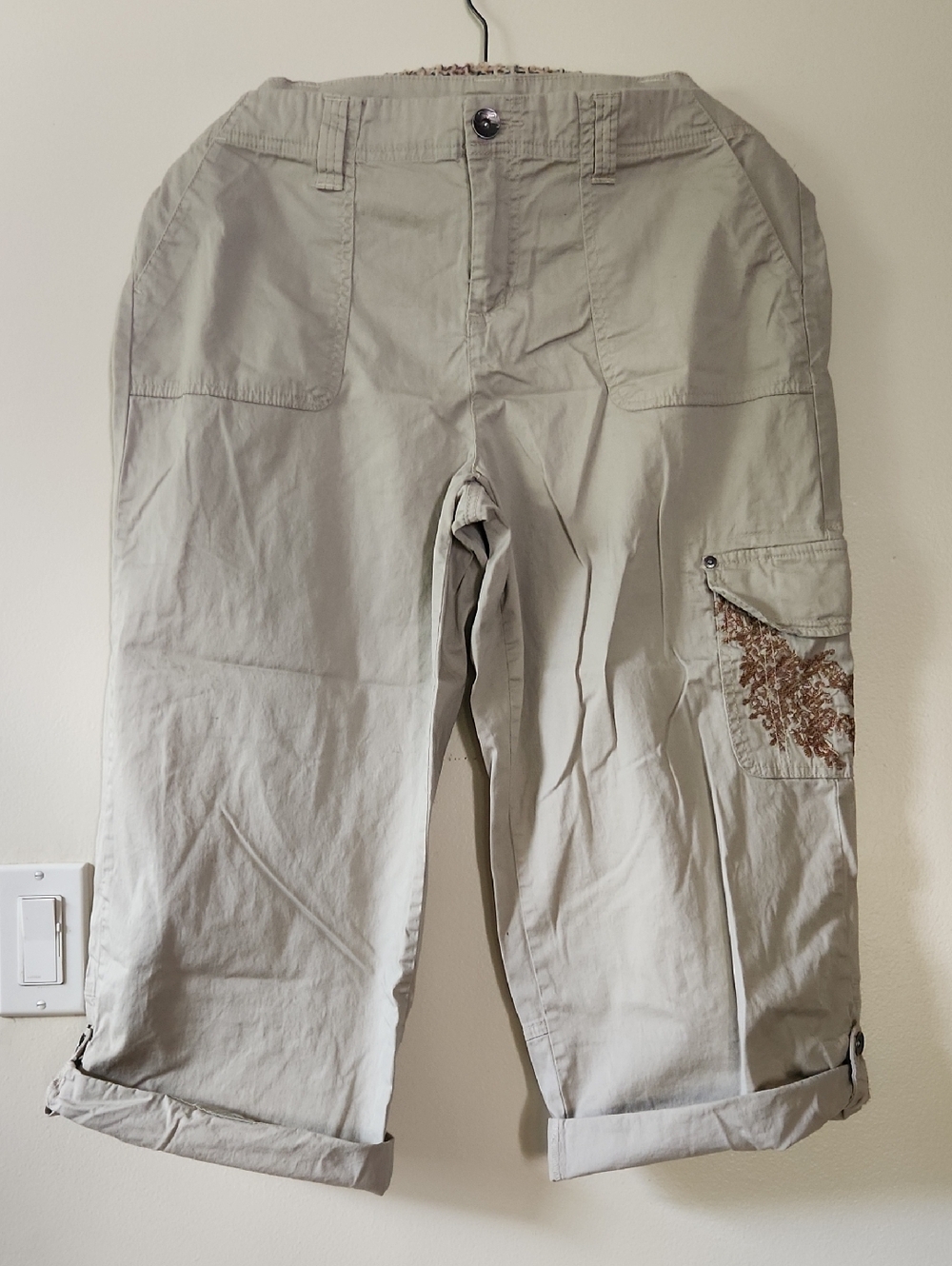 Style & Co. Light Beige Cargo Capris with Embroidered Pocket